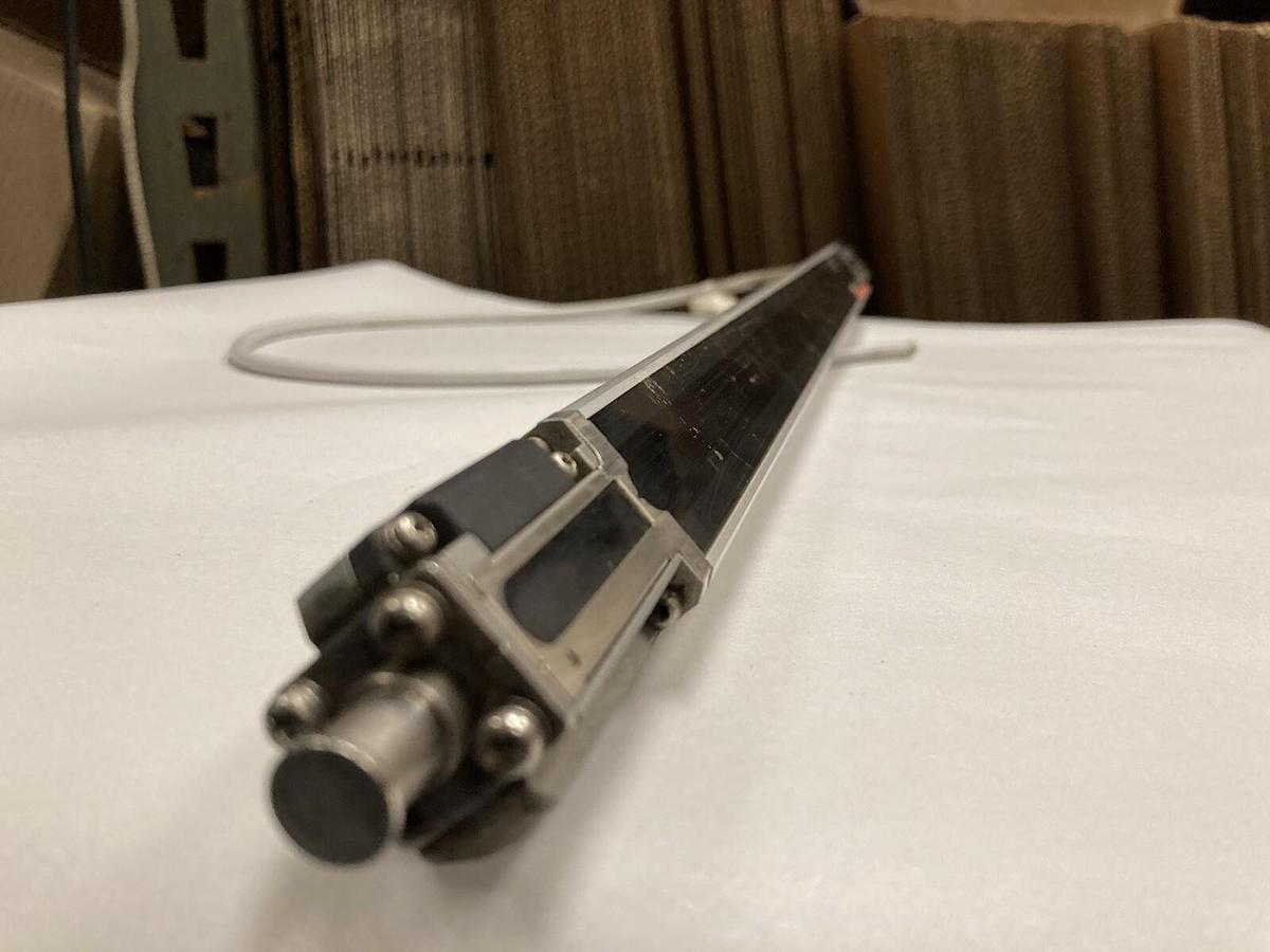 Used Keyence,SL-V24H-T,Type 4 Light Curtain Receiver