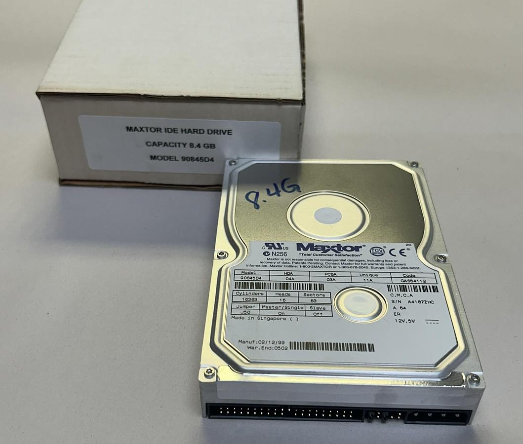 Used MAXTOR,90845D4,HARD DRIVE 8.4GB