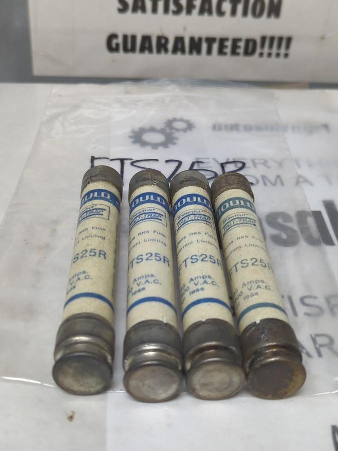GOULD SHAWMUT,FTS25R,FALT-TRAP 25 AMP FUSE LOT OF 4 NOS
