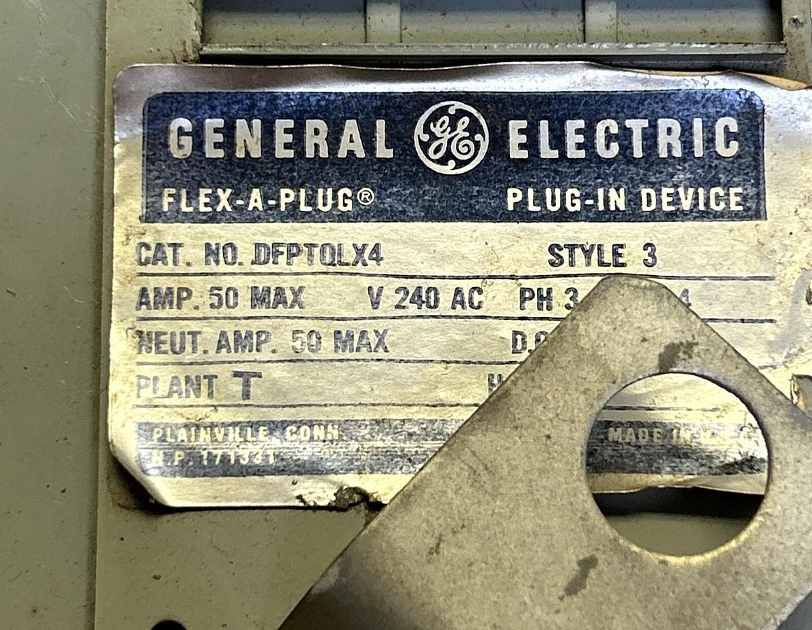 Used GENERAL ELECTRIC,DFPTQLX4,DISCONNECT SWITCH 15-50AMP 240VAC
