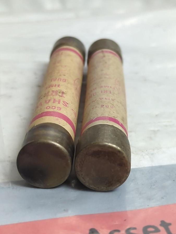 Used GOULD SHAWMUT,TRS25,TRI-ONIC 25 AMP FUSE LOT OF 2 PRE-OWNED