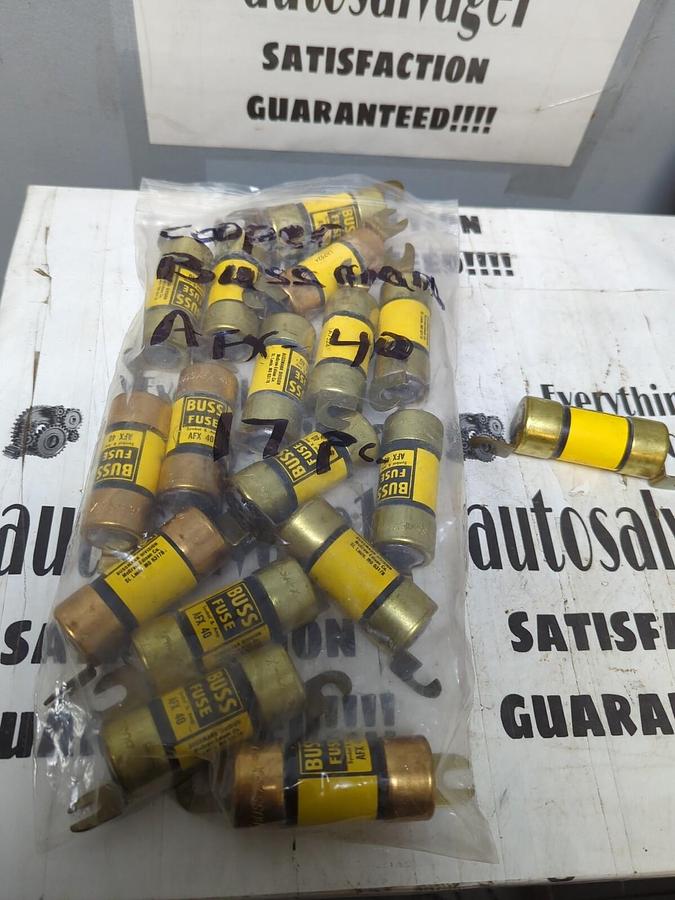 COOPER BUSSMANN,AFX-40,FUSES 40 AMP LOT OF 17 NOS