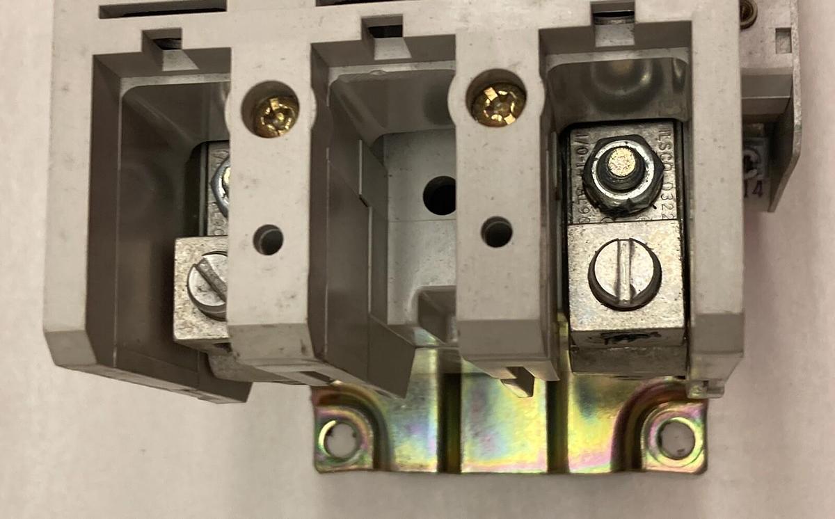 Used Eaton Cutler-Hammer,CN35KN2,3-Pole AC Lighting Contactor Ser A1 100A