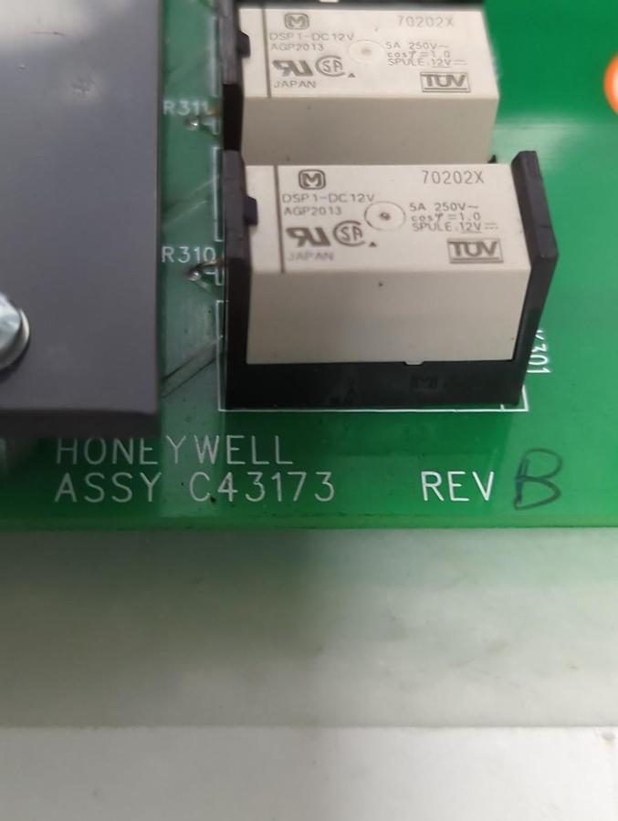 Used HONEYWELL,C43173,REV B CIRCUIT BOARD PRE-OWNED