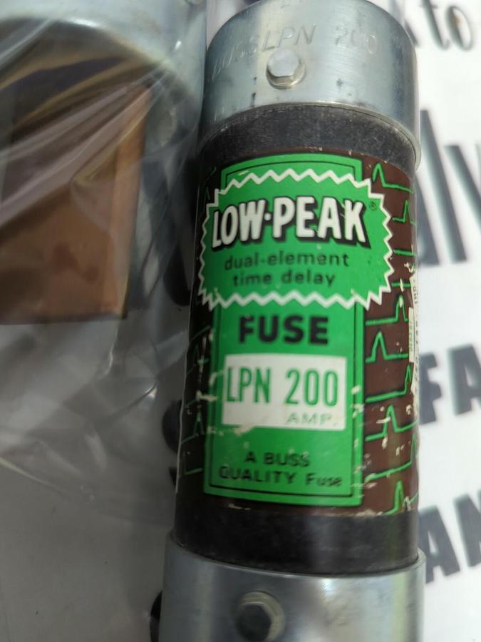 BUSS,LPN-200,LOW PEAK CLASS K5 FUSE 200 AMP LOT OF 5 NOS