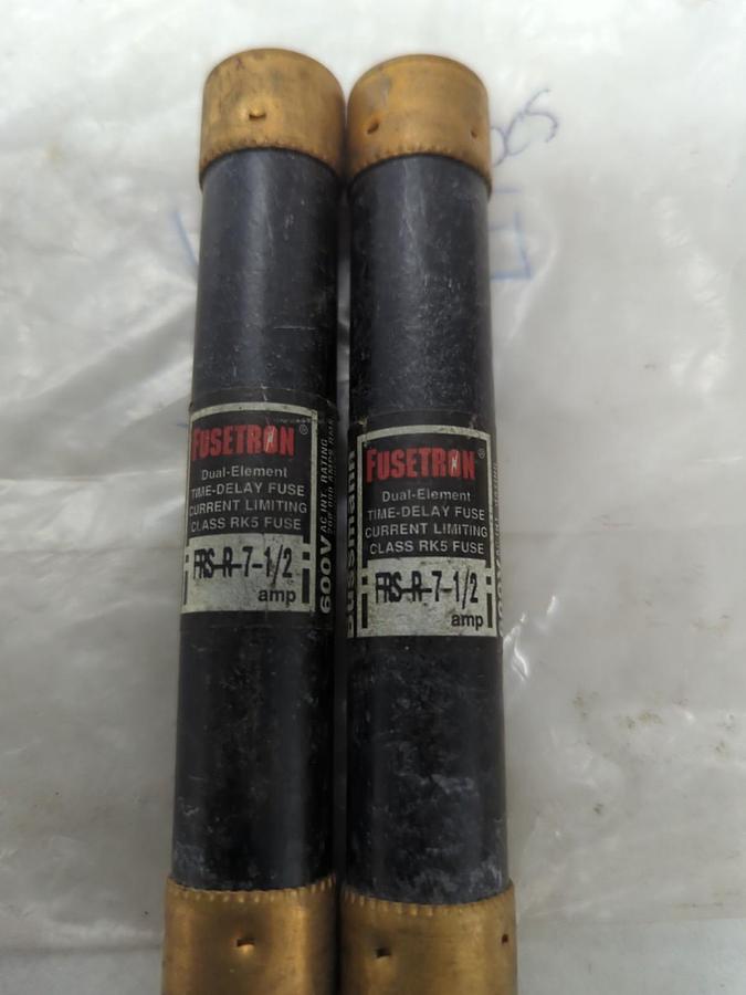 Used COOPER BUSSMANN,FRS-R-7-1/2,FUSETRON 7-1/2 AMP FUSE LOT OF 2 PRE-OWNED