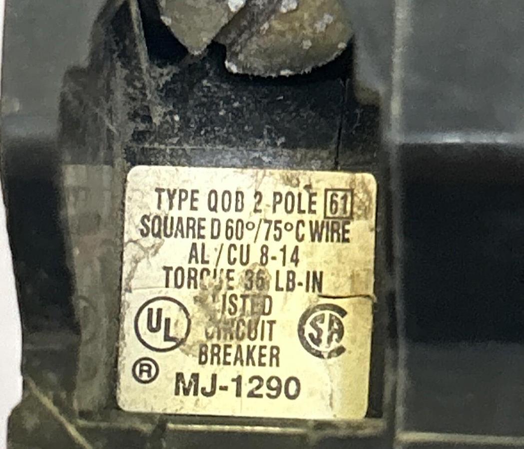 Used SQUARE D,QOB220,CIRCUIT BREAKER 20A 120/240V 2P LOT OF 6