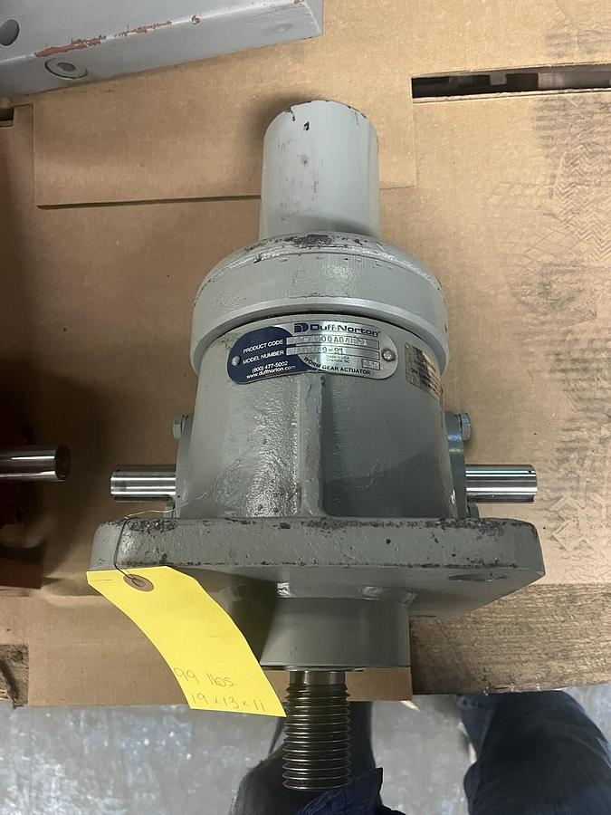 Used DUFF NORTON,M10419-91,WORM GEAR ACTUATOR