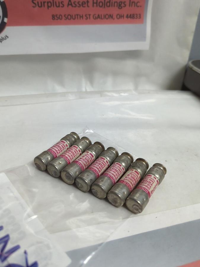 Used GOULD SHAWMUT,TRN-R9,TRI-ONIC 9 AMP FUSE LOT OF 7 PRE-OWNED