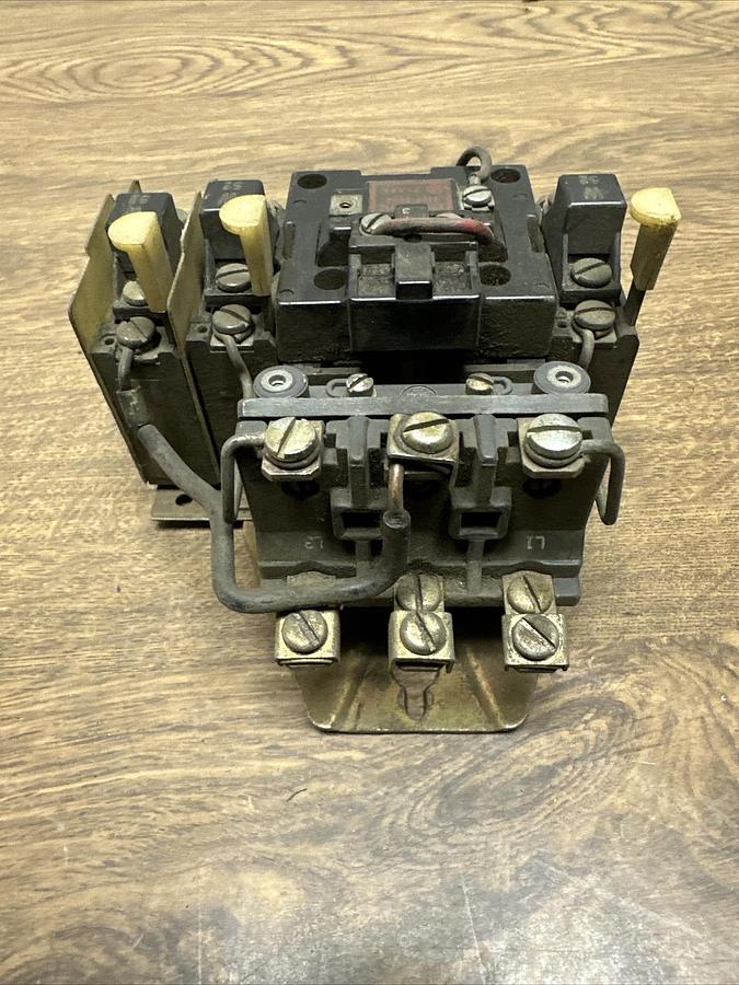 Used Allen Bradley,709BOB,Size 1 Motor Starter