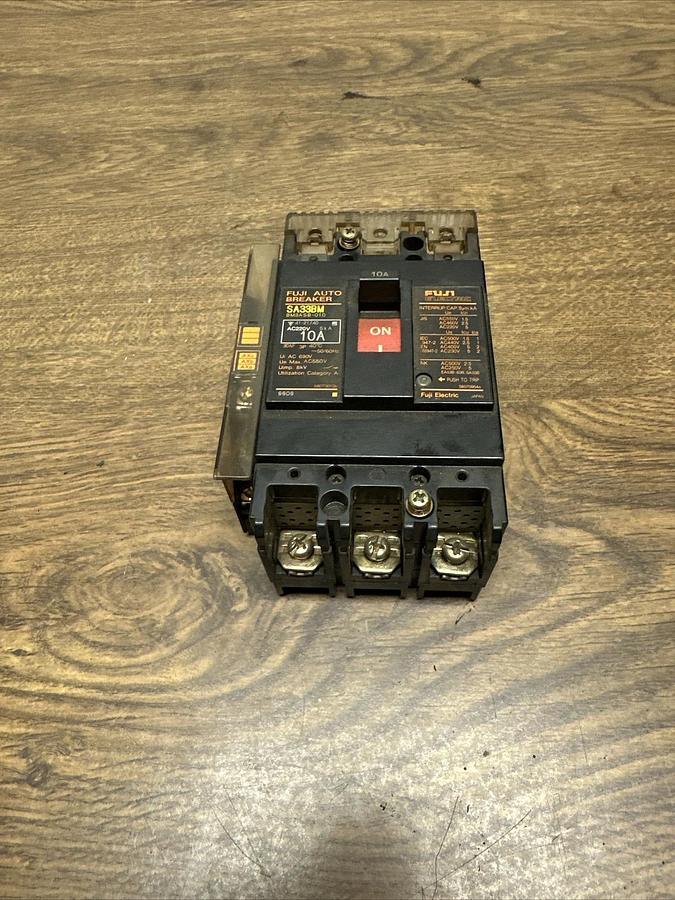 Used Fuji,SA33BM,10 Amp Auto Breaker