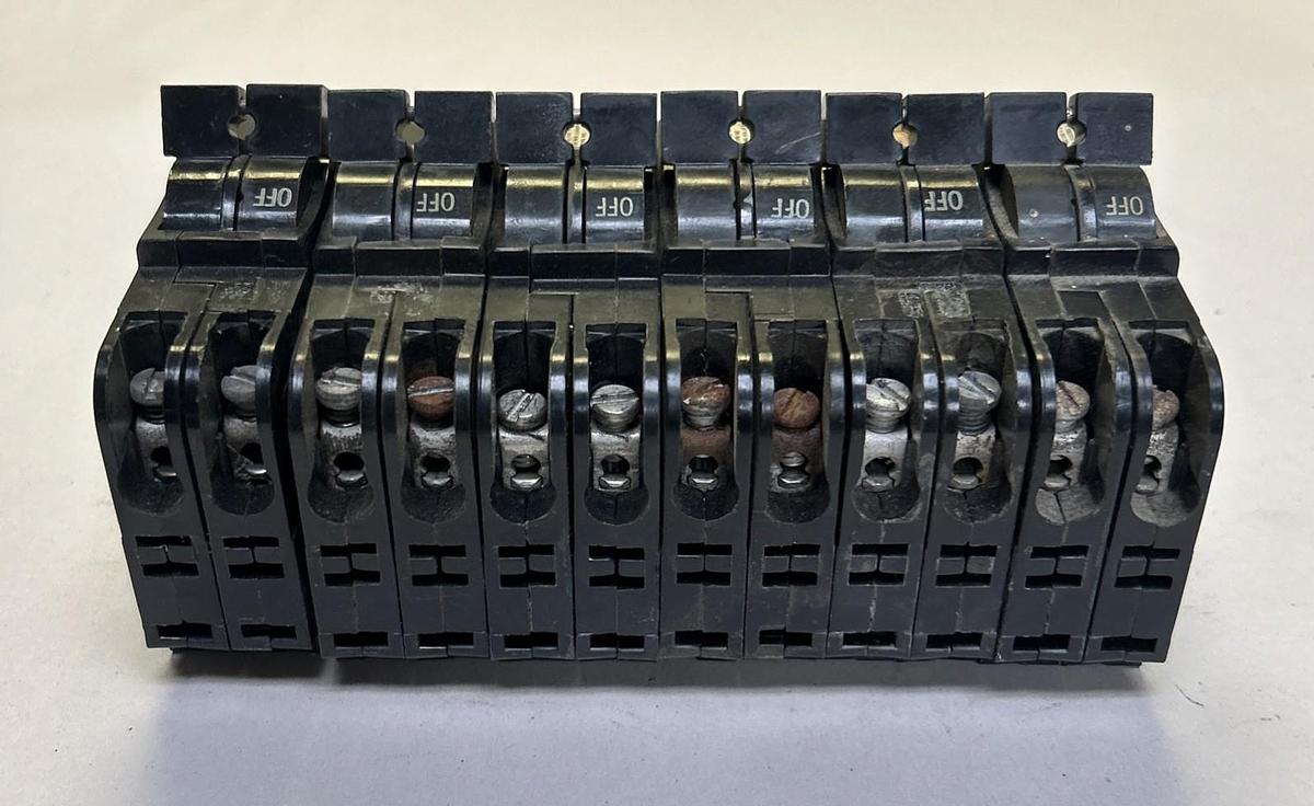 Used FEDERAL PACIFIC,NC230,CIRCUIT BREAKER 30A 120/240V 2P LOT OF 6