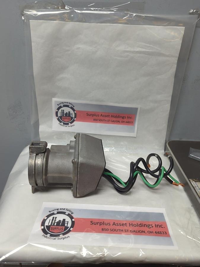 Used CROUSE-HINDS,0403497,ARKTITE RECEPTACLE PRE-OWNED