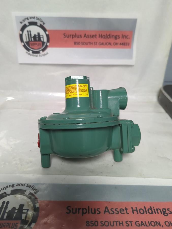FISHER CONTROLS,810L,L-P GAS REGULATOR NOS