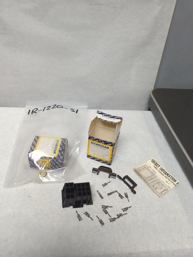 GUARDIAN,IR-1220-S1,RELAY SOCKET GROUP LOT OF 2 NOS