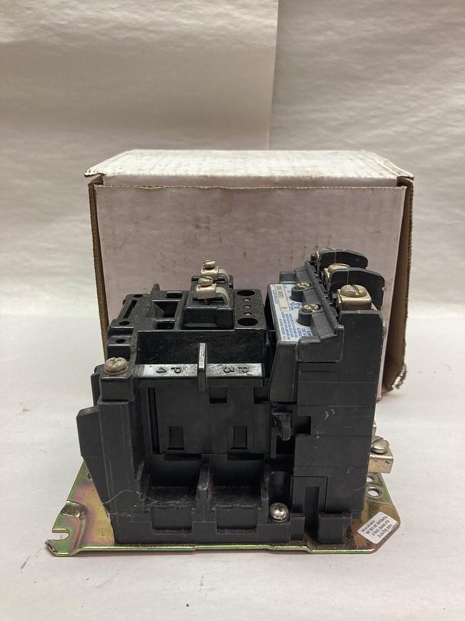 Used Allen Bradley,500L-BOD93,Lighting Contactor Ser B