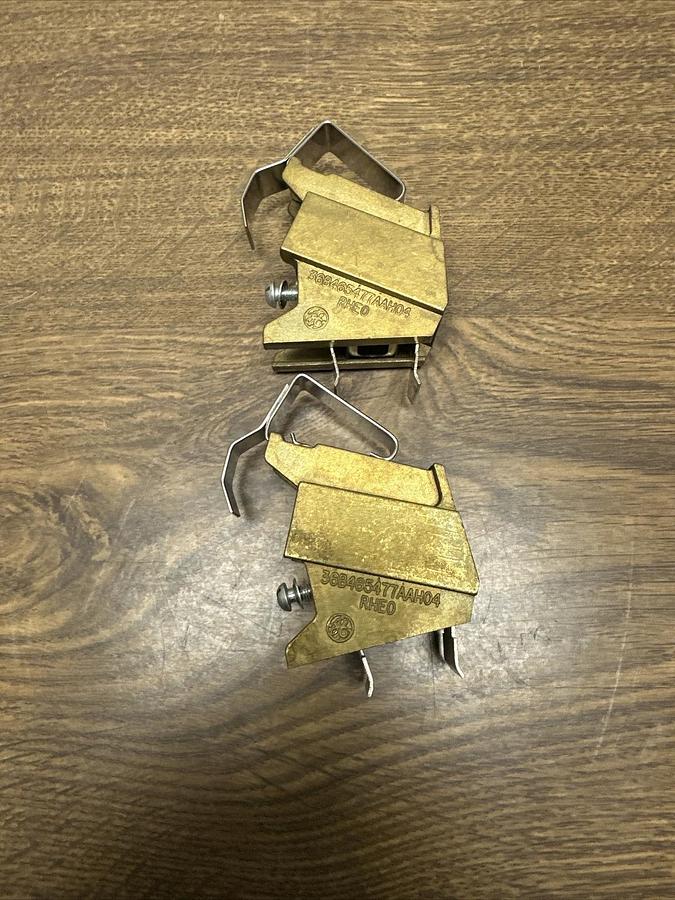 GE,36B465477AAH04,Carbon Brush Holder Lot of 2