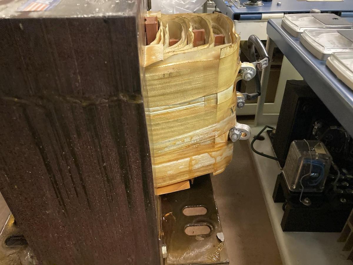 Used GE,M9T22B4314,1-Phase Open Transformer 15 KVA 240/480 to 120/240V