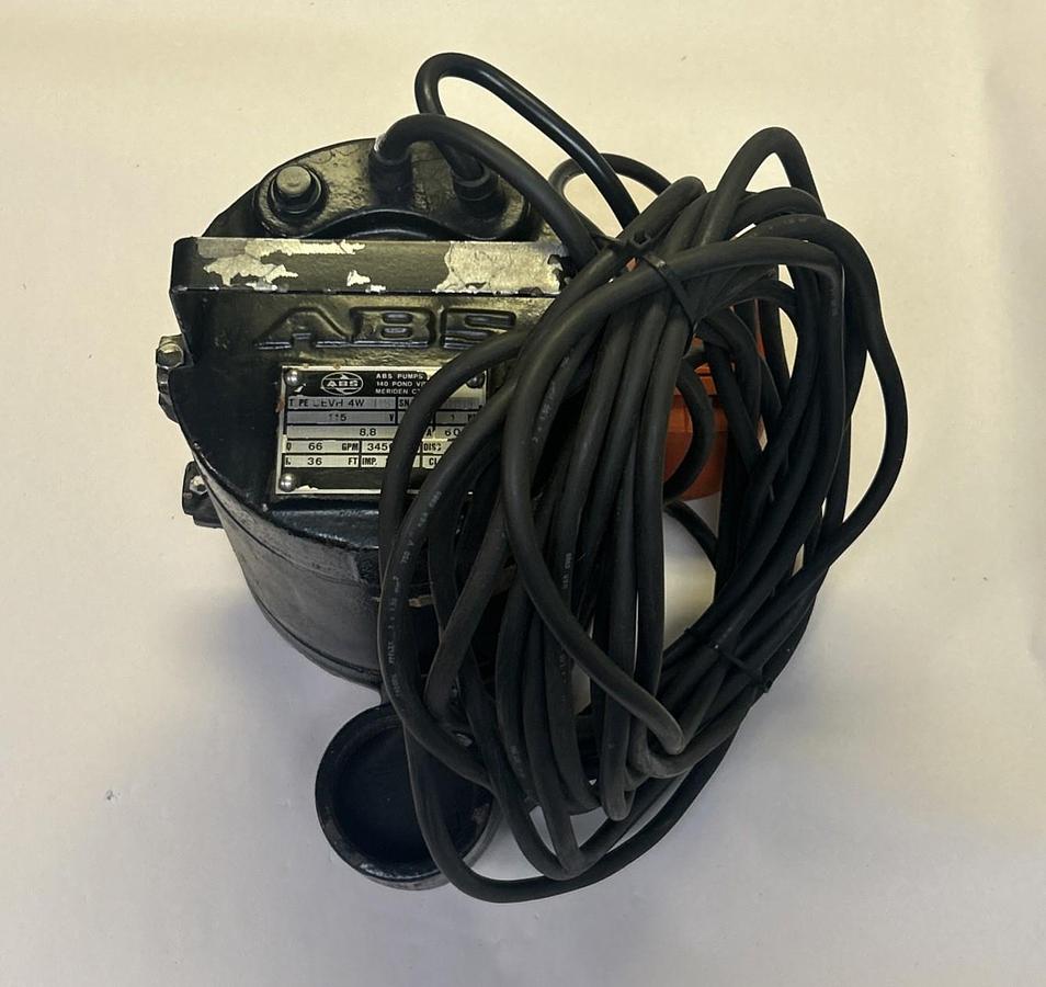 Used ABS,SEVH4WFS,SUMERSIBLE SEWAGE PUMP 0.4HP 3450RPM 115V 66GPM