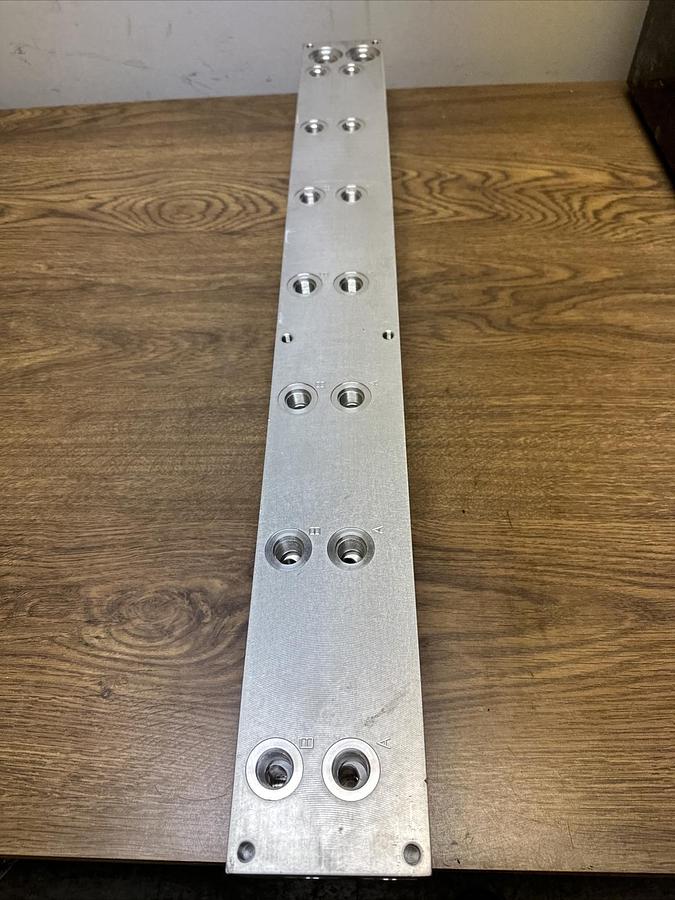 Daman,AD05P8075S,Aluminum Manifold