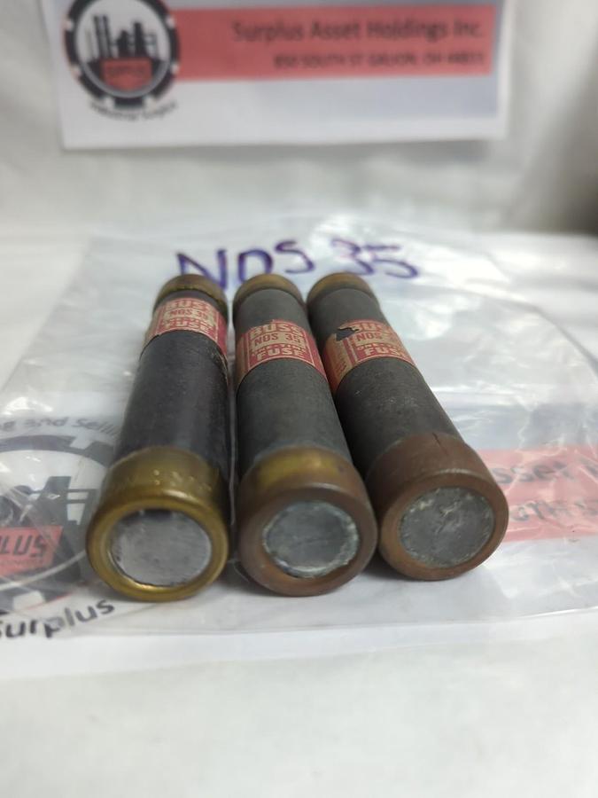 Used COOPER BUSSMANN,NOS35,ONE-TIME 35 AMP FUSE LOT OF 3 PRE-OWNED