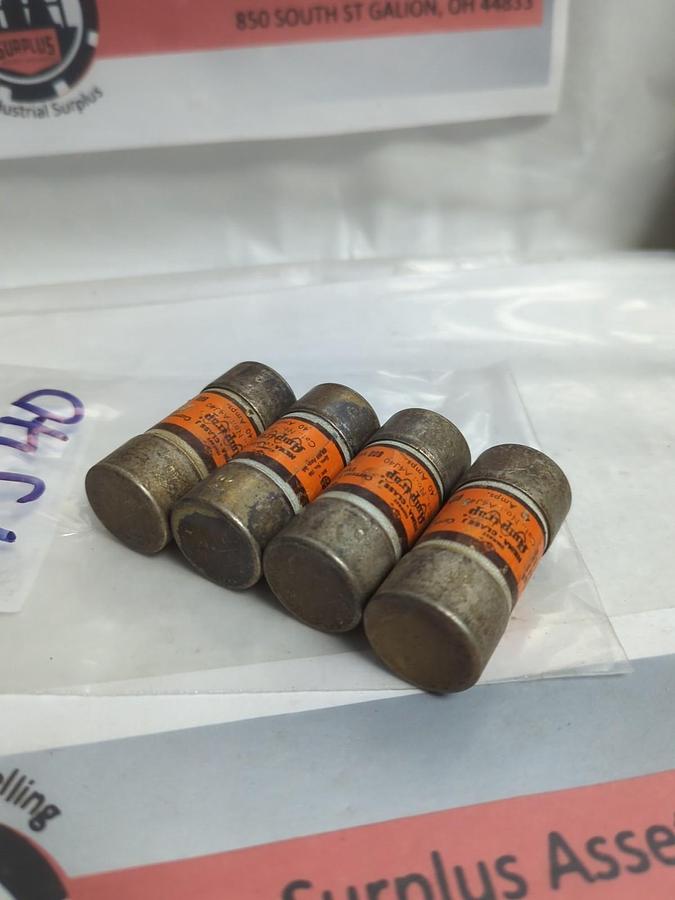 Used CHASE SHAWMUT,A4J40,AMP-TRAP 40 AMP FUSE LOT OF 4 PRE-OWNED
