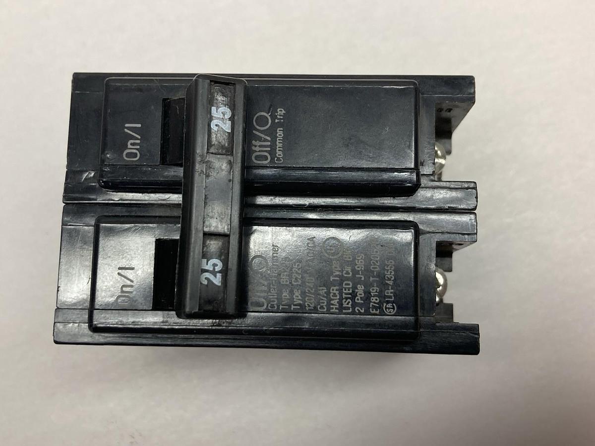 Cutler-Hammer,BR225,Type C225 1-Pole Circuit Breaker 25A 120/240V
