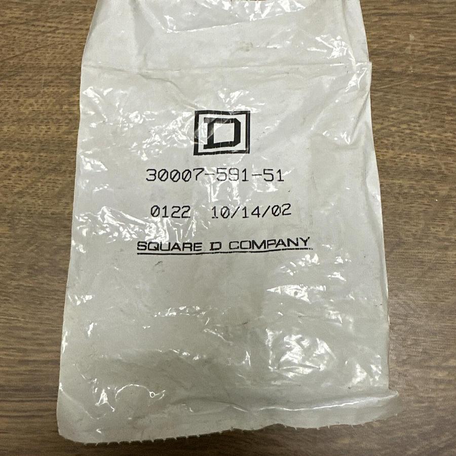 Used Square D,30007-591-51,Gasket and Bracket