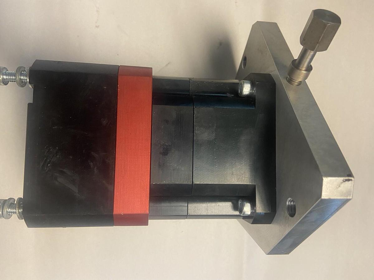 Used Thomson,DT090-015-0-RM090-39,DuraTrue 90 Gearbox Ratio 15:1 32-113353-6846