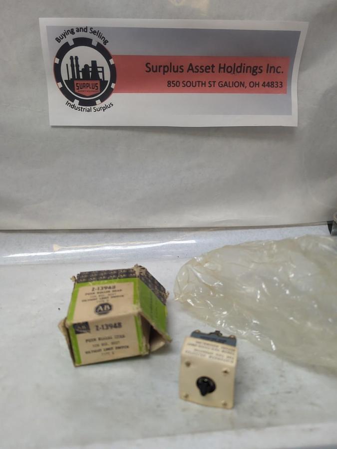 ALLEN BRADLEY,Z-13948,PUSH BUTTON ROLLER HEAD TYPE C BUL 802T NOS