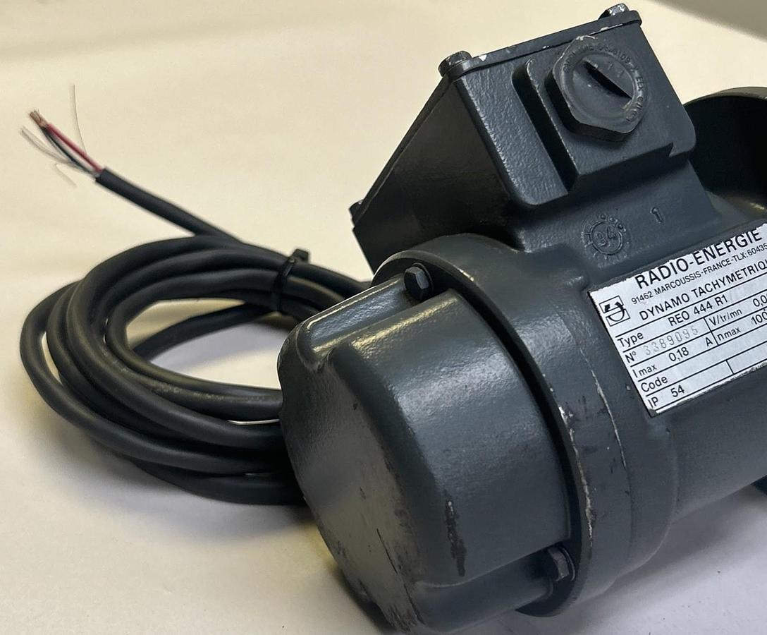 Used RADIO-ENERGIE,REO-444 R1,TACHOMETER GENERATOR