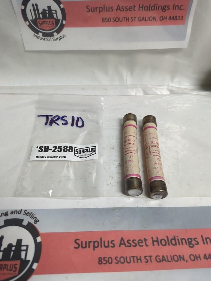Used GOULD SHAWMUT,TRS10,TRI-ONIC 10 AMP FUSE LOT OF 2 PRE-OWNED