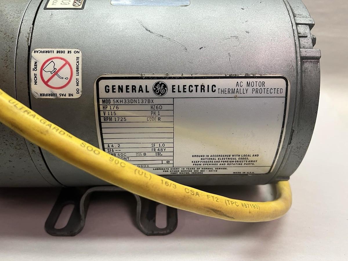 Used GAST,0322-V103-G8DX,VACUUM PUMP GE 5KH33DN137BX 1/6HP 115V 1PH