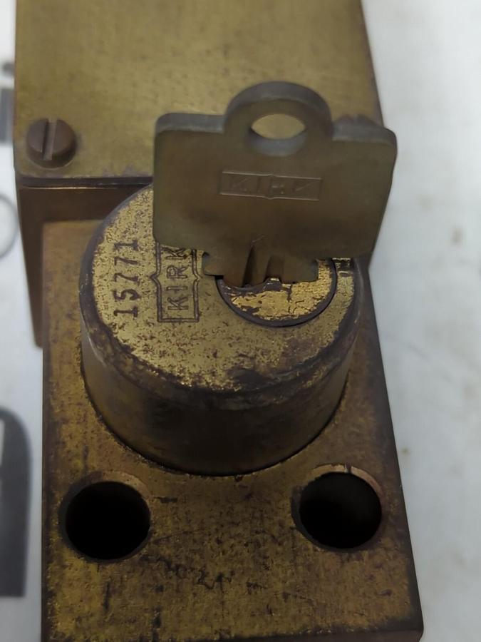 Used BBC KIRK,32K2984,INTERLOCK WITH KEY NOS