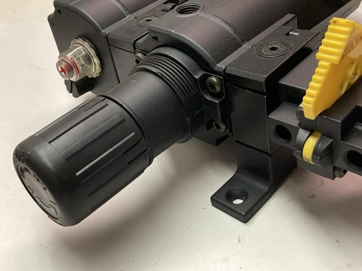 Used Norgren,l74M-4AP-QDN,Lubricator 250 PSIG w/ B74G-4AK-AP3-RMG 150 PSIG