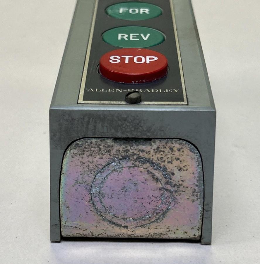 ALLEN BRADLEY,800S-3SA,PUSH BUTTON STATION NOS