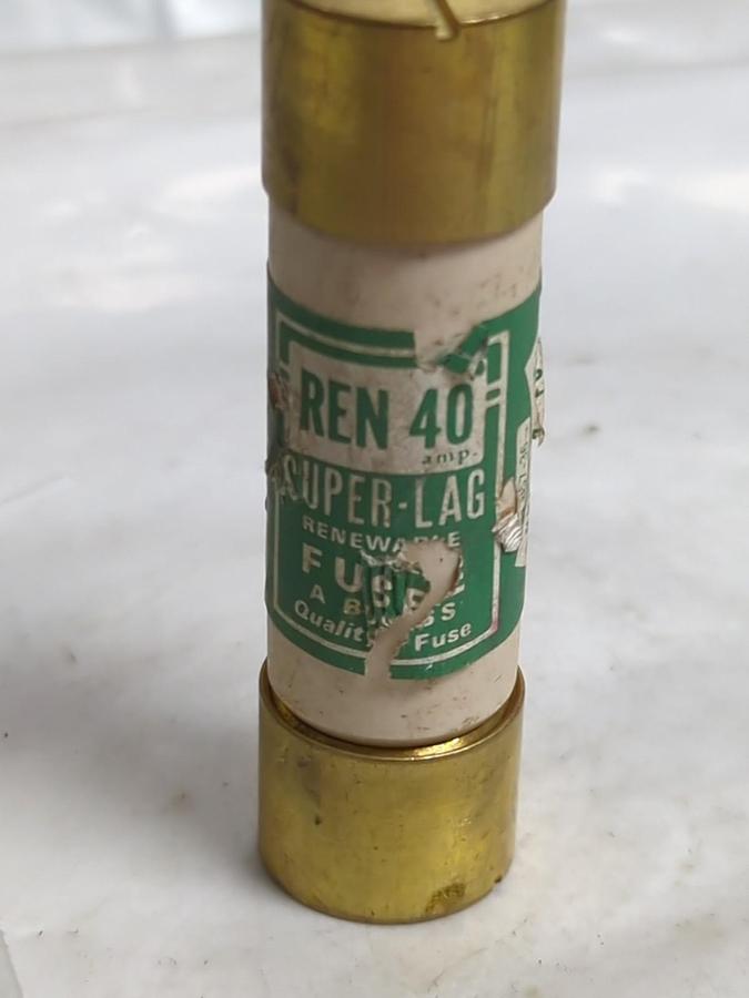 COOPER BUSSMANN,REN-40,SUPER-LAG RENEWABLE FUSE 40 AMP LOT OF 3 PRE-OWNED