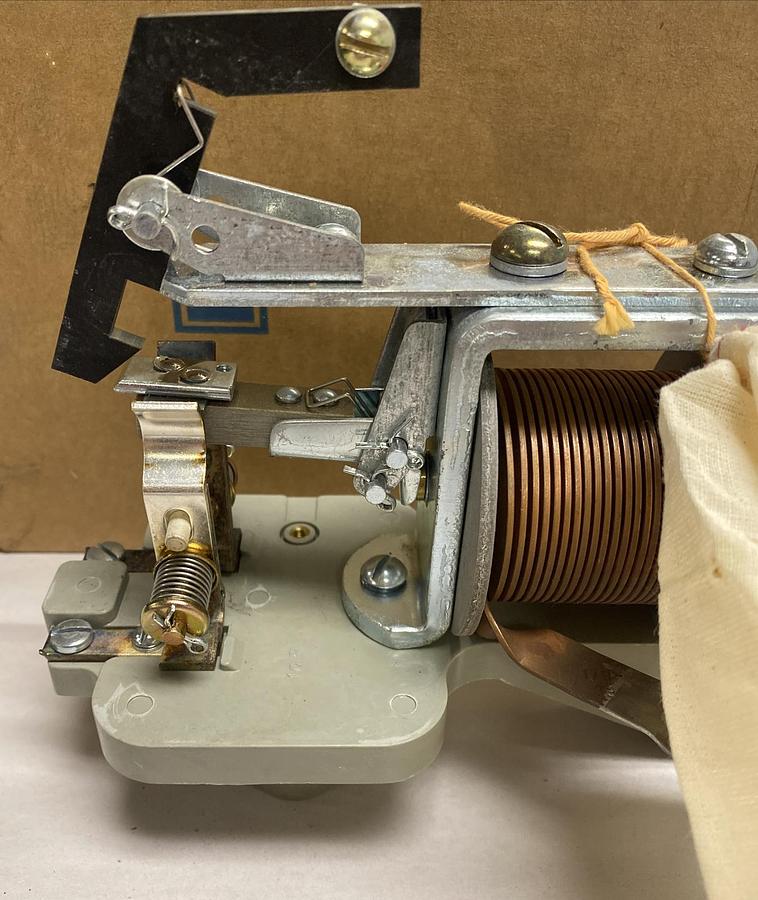 Cutler-Hammer,C304BNA409,Overload Relay DC NOS