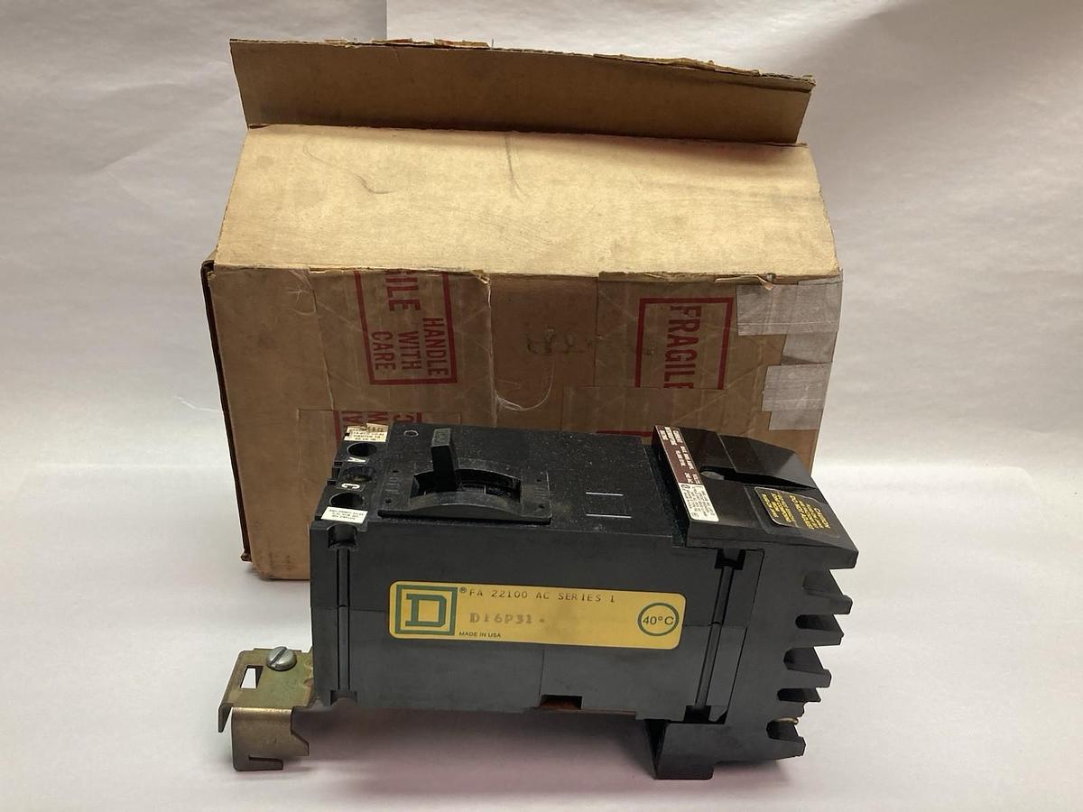 Square D,FA 22100-AC,2-Pole Circuit Breaker 100A 240Vac