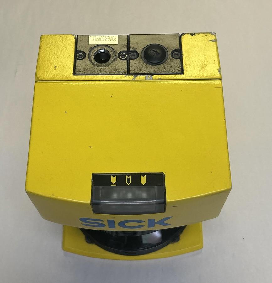 Used SICK,PLS101-312,PHOTOELECTRIC SAFETY LASER SCANNER