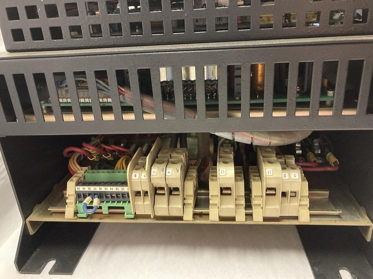 Used Avtron,DC0180-4EL0-C,Addvantage-32 DC Drive Controller