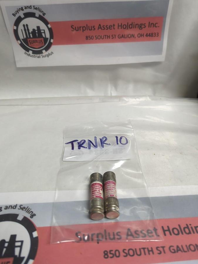 Used GOULD SHAWMUT,TRN-R10,TRI-ONIC 10 AMP FUSE LOT OF 2 PRE-OWNED