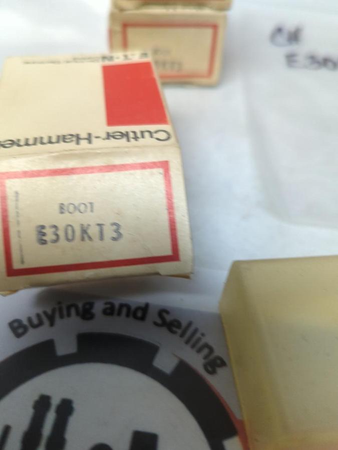 CUTLER-HAMMER,E30KT3,TRANSPARENT RUBBER BOOT LOT OF 5 NOS
