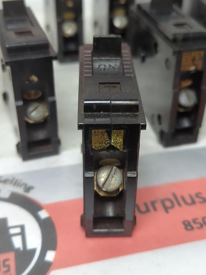 Used GENERAL ELECTRIC,THQL1130,CIRCUIT BREAKER 30 AMP 1-POLE LOT OF 10 PRE-OWNED