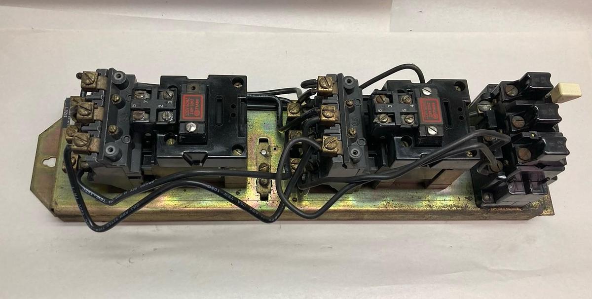 Used Allen-Bradley,705V-BOD23,Multi-Speed Magnetic Motor Assembly Size 1 Ser K