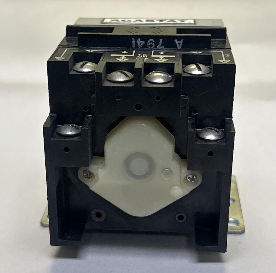 Used AGASTAT,7012AC,TIME DELAY RELAY 1.5-15 SEC 120V