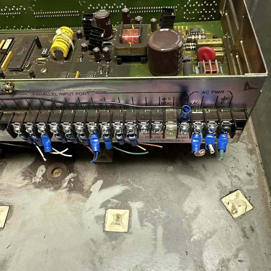 Used Allen Bradley,2706-B22J31,Dataliner Message Display