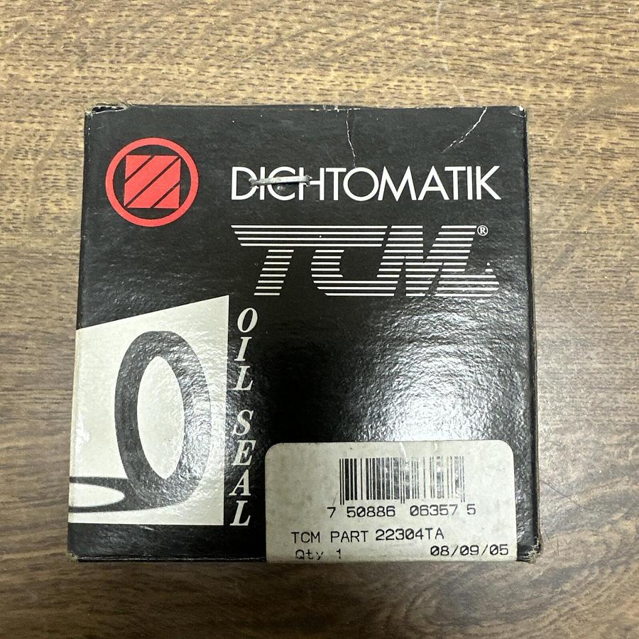 Used TCM Dichtomatik,22304TA,Oil Seal