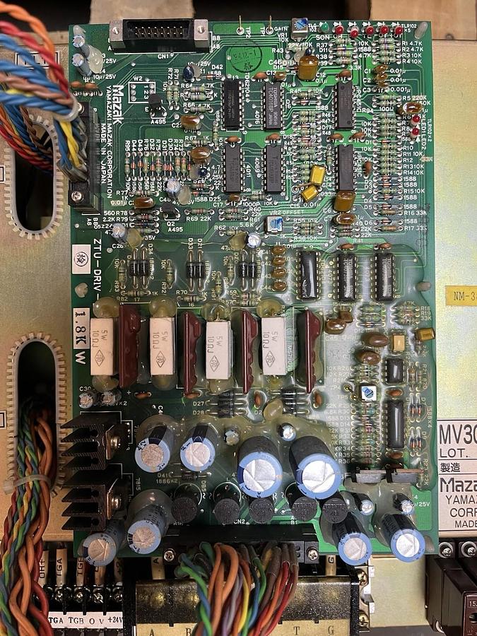 Used YAMAZAKI MAZAK,MV30-1.8KW,AC SERVO DRIVE AMPLIFIER