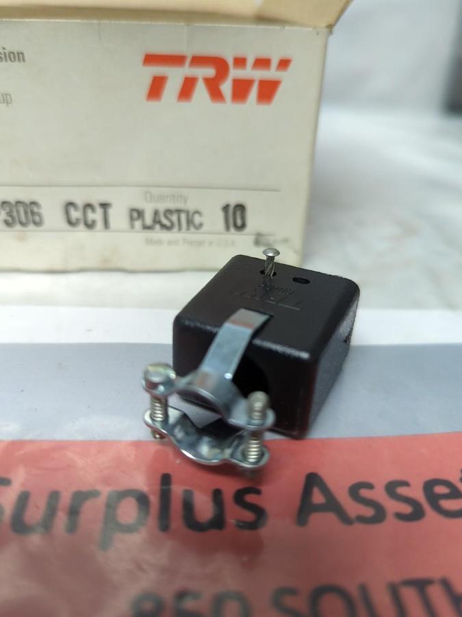TRW,P306,CCT PLASTIC 6 PIN CINCH CONNECTORS LOT OF 10 NOS